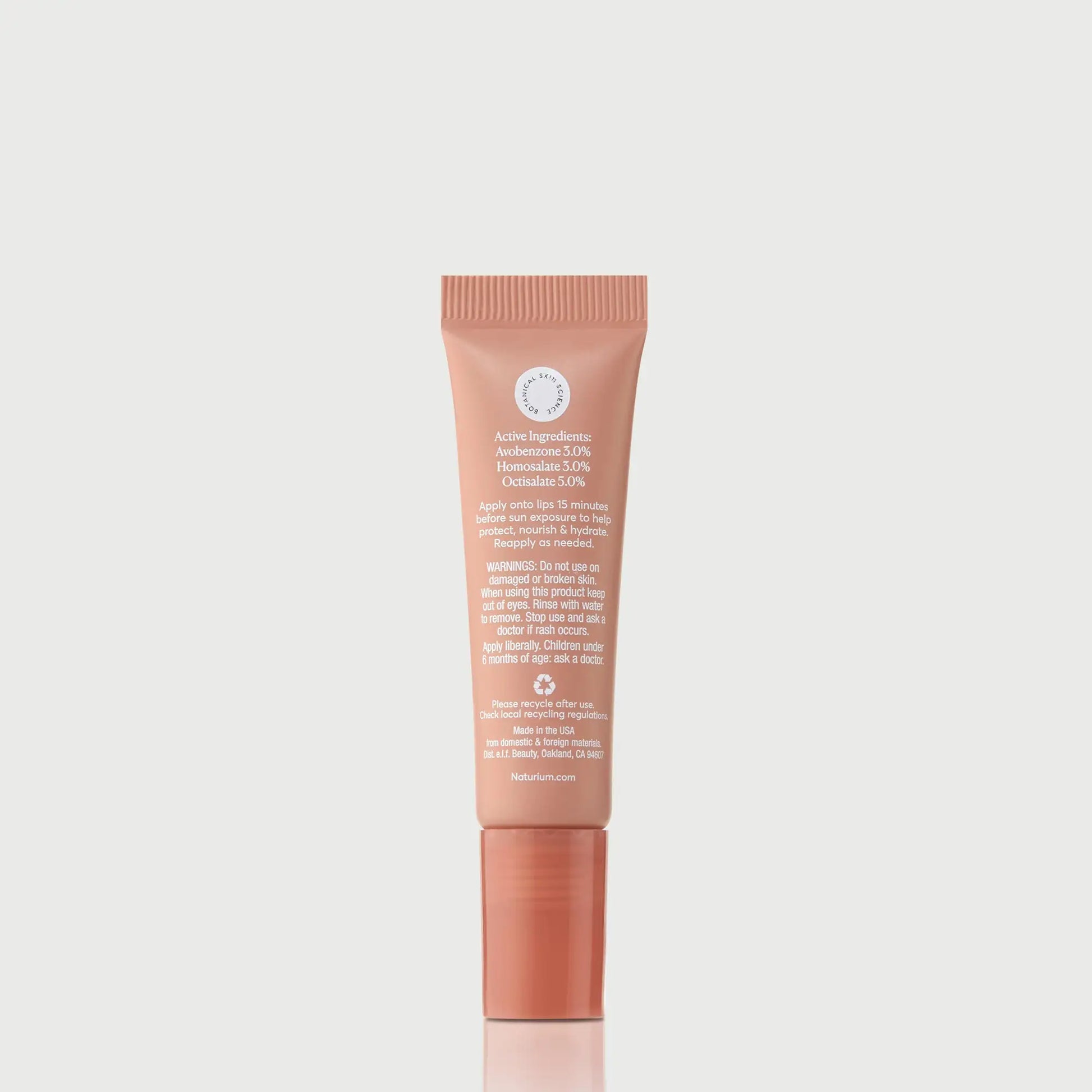 phyto-glow-lip-balm-spf-45-getaway-b8 NATR-10126_PhytoGlow_SPF_Getaway_primary_capon_back_bonebkgd_1.webp