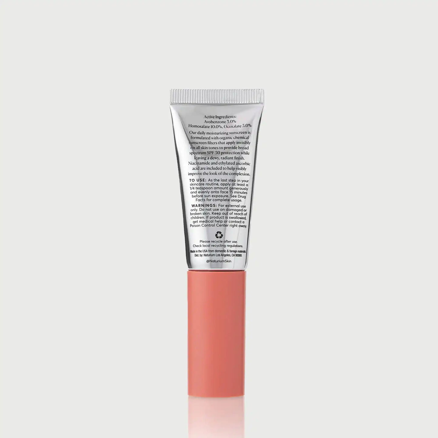 dew-glow-moisturizer-spf-50-travel-size-q9 NATR-10157_Dew-Glow-Moisturizer-SPF-50-Mini_back_capon_bonebkgd_d7cb9bbb-e294-42e2-8d5a-28c73c09b5b5.webp