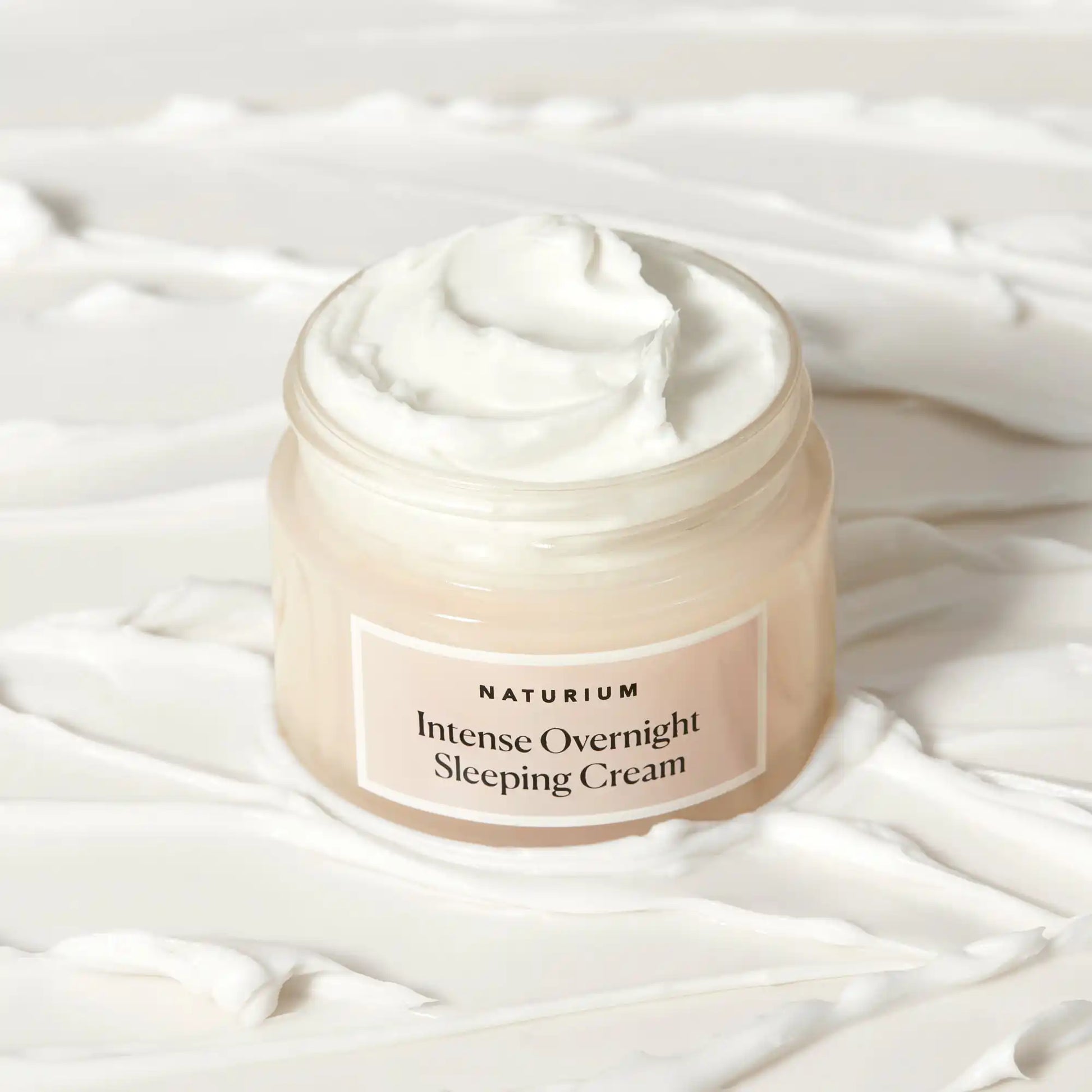 intense-overnight-sleeping-cream-v8 sleepingcream_0880-crop_1.webp